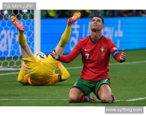 崇拜C罗的足球明星们如何在绿茵场上追逐梦想与荣耀